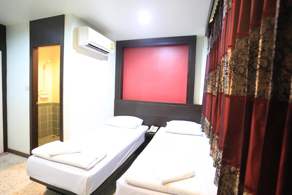 Hotel Thara House Bangkok Pokoj fotografie